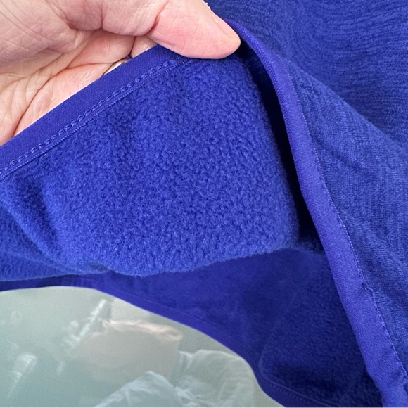 The North Face Men's Royal Blue Performance Jacket - Picture 3 of 4